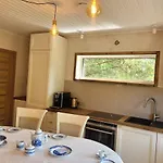Vakantiehuis Maennisalu Cozy With Hot Tube And Many Extras Mägari