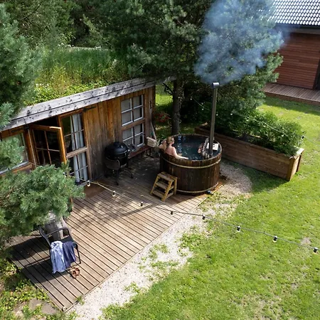 Maennisalu Cozy With Hot Tube And Many Extras Maegari